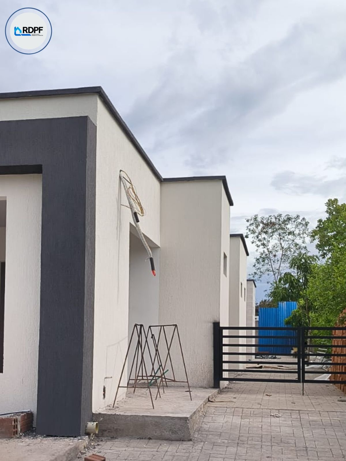 Detalle de instalación de Alfajías RDPF en Neiva